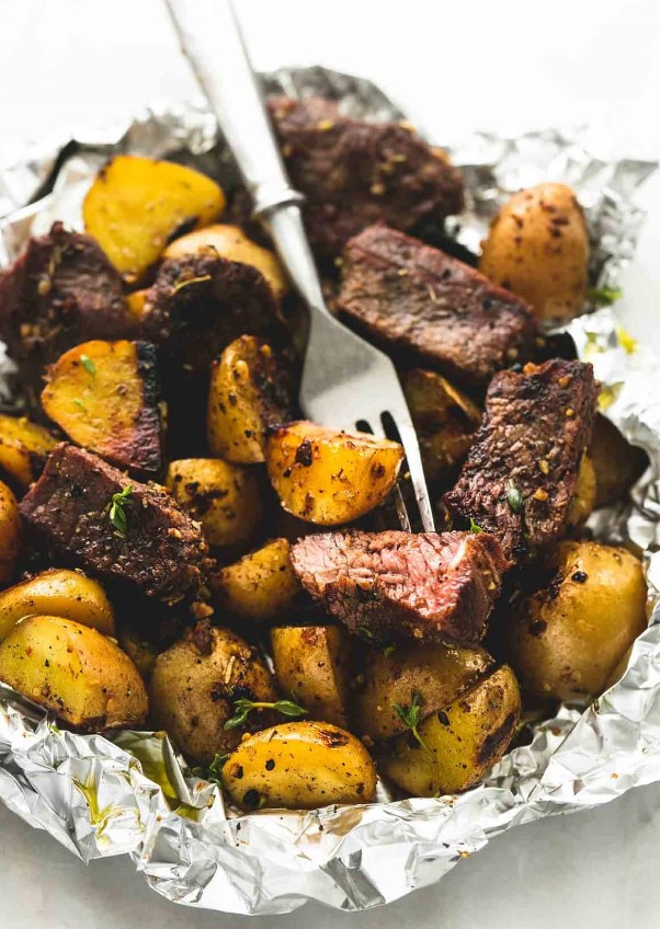 Garlic Steak and Potato Foil Packs