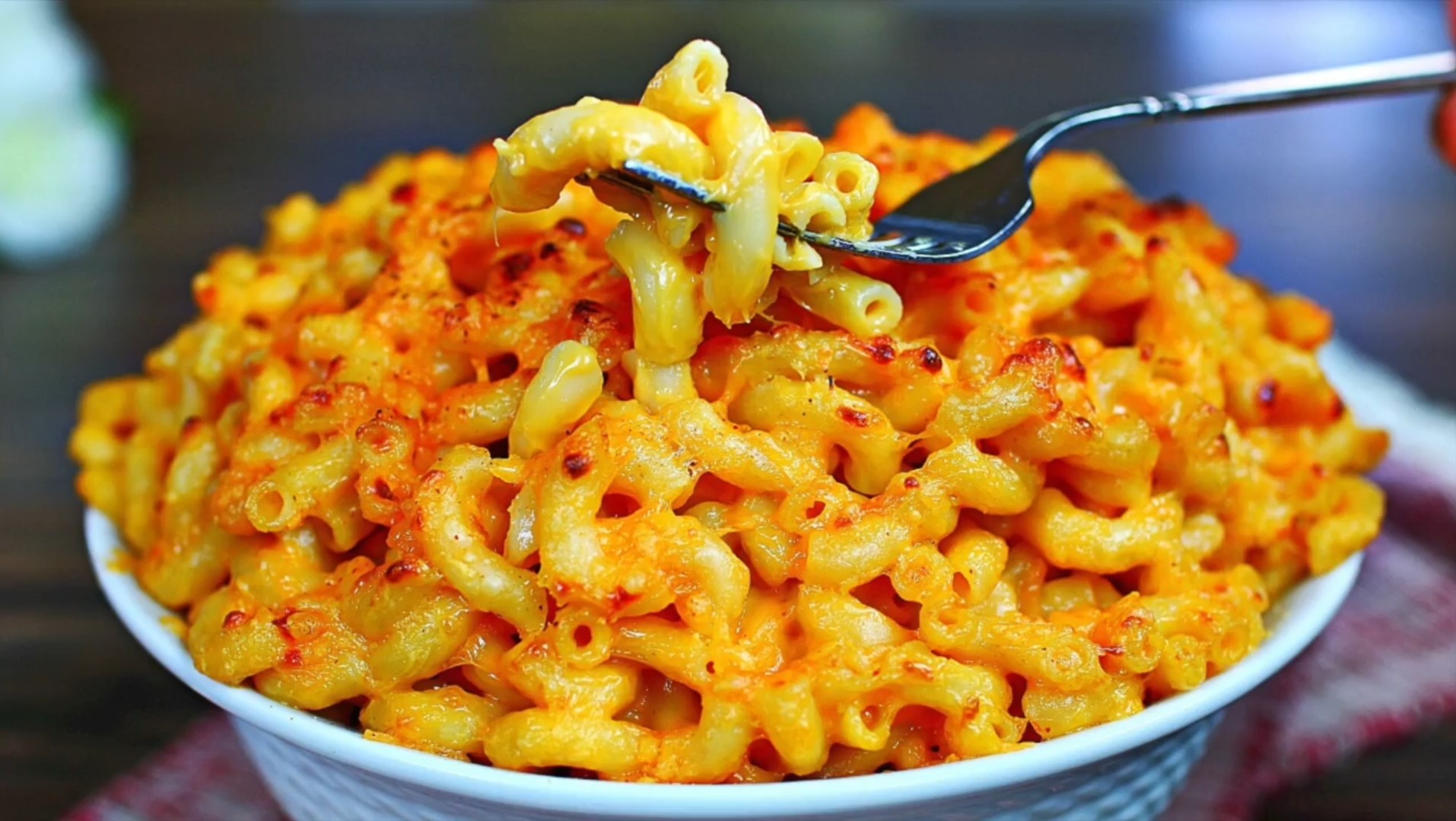 Приготовить чиз. Макароны Чикен чиз. Mac and Cheese мультфильм. Tasty Mac and Cheese. Heb Mac and Cheese.