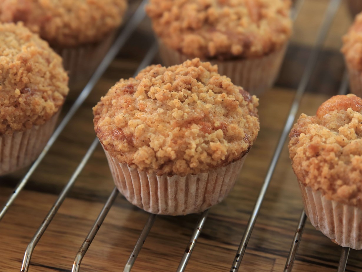 Easy Apple Crumble Muffins Recipe